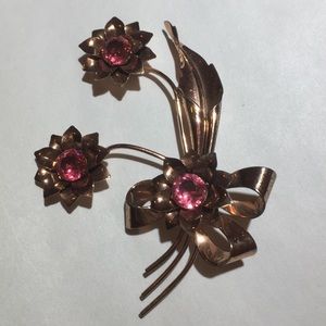 Vintage rose gold pink crystal flower brooch pin